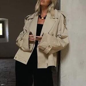 Zara Cropped Trench Size XS